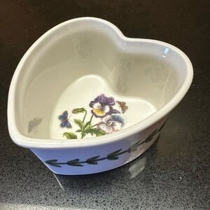 Portmeirion Botanic Garden Heart-Shaped Ramekin Replacement Viola Hybrida Pansy